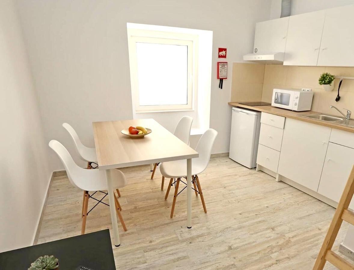 E5Tudio Esq. Apartman Peniche Kültér fotó