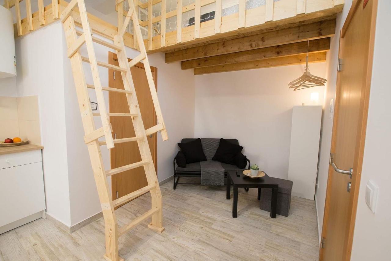 E5Tudio Esq. Apartman Peniche Kültér fotó